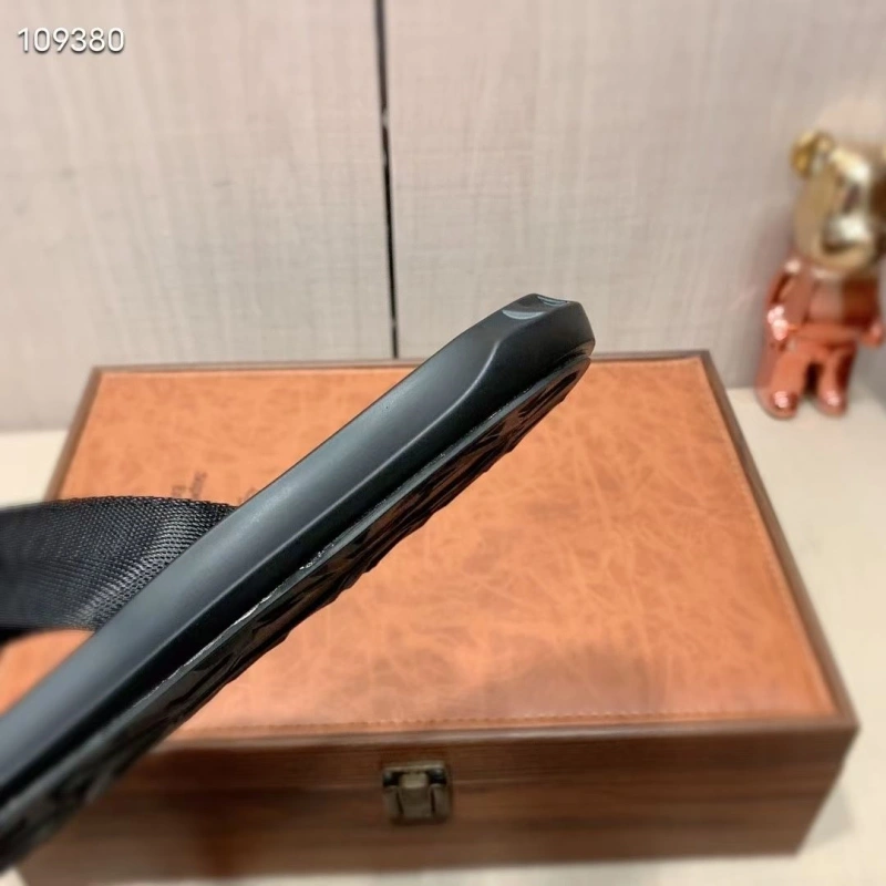 Minimalist Gxccx Slippers 164214