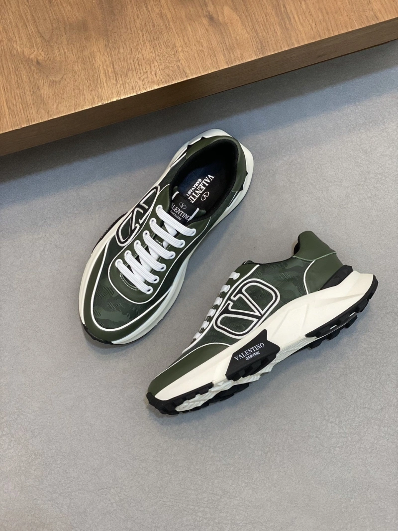 Trendsetting Vxlxntino Sneakers 231564