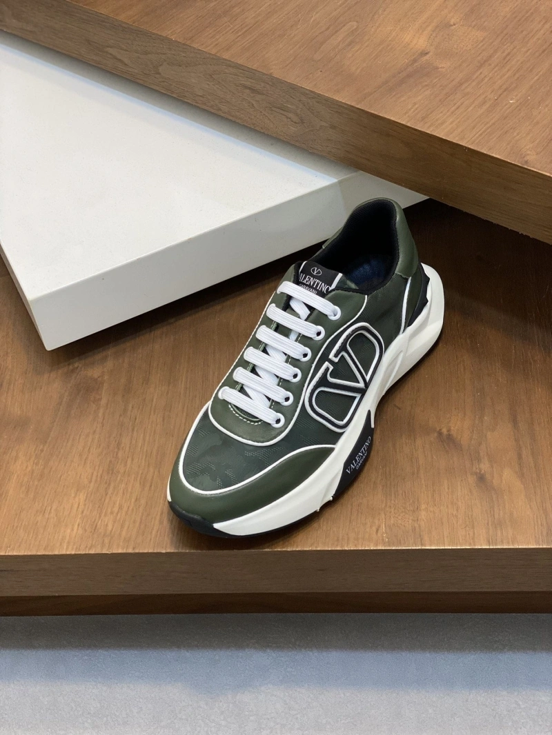 Trendsetting Vxlxntino Sneakers 231564