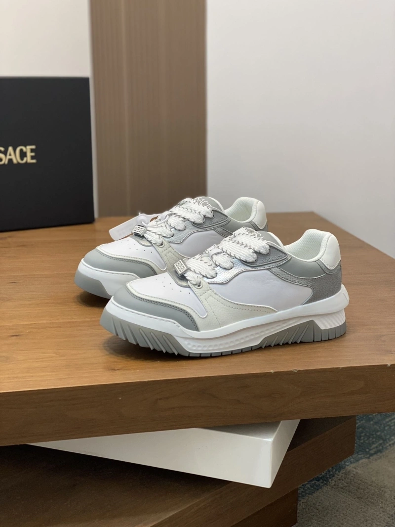 Gxvxnchy Sneakers AllSeason 154232