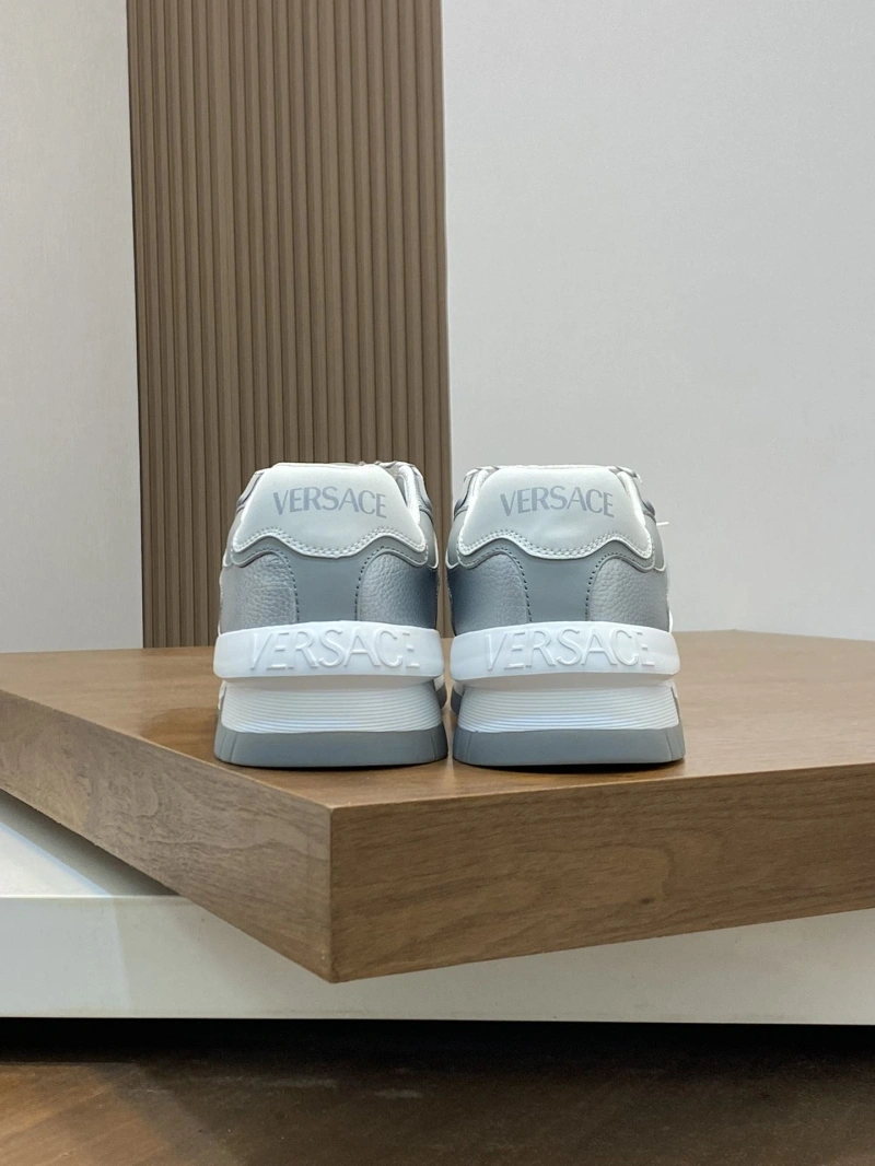 Gxvxnchy Sneakers AllSeason 154232