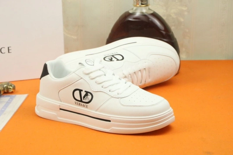 Gxvxnchy Sneakers Sophisticated 154224