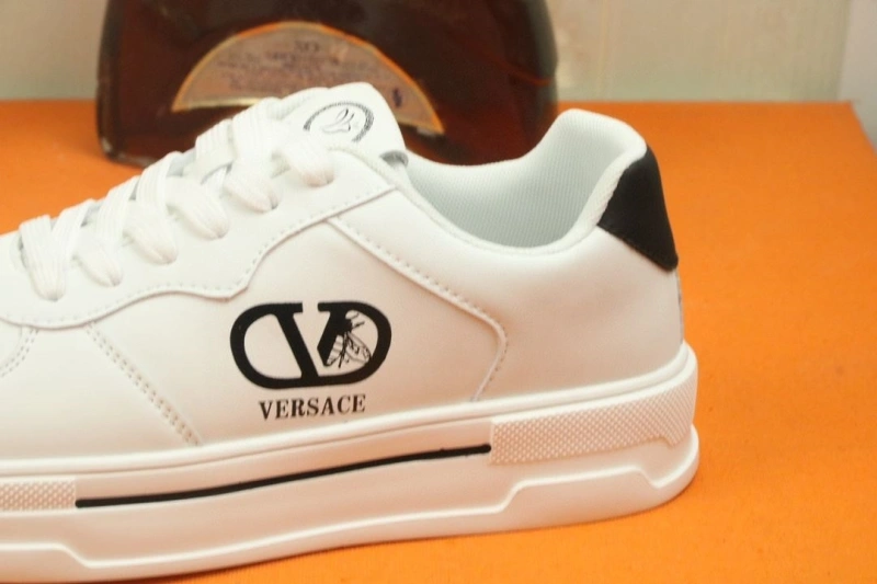 Gxvxnchy Sneakers Sophisticated 154224