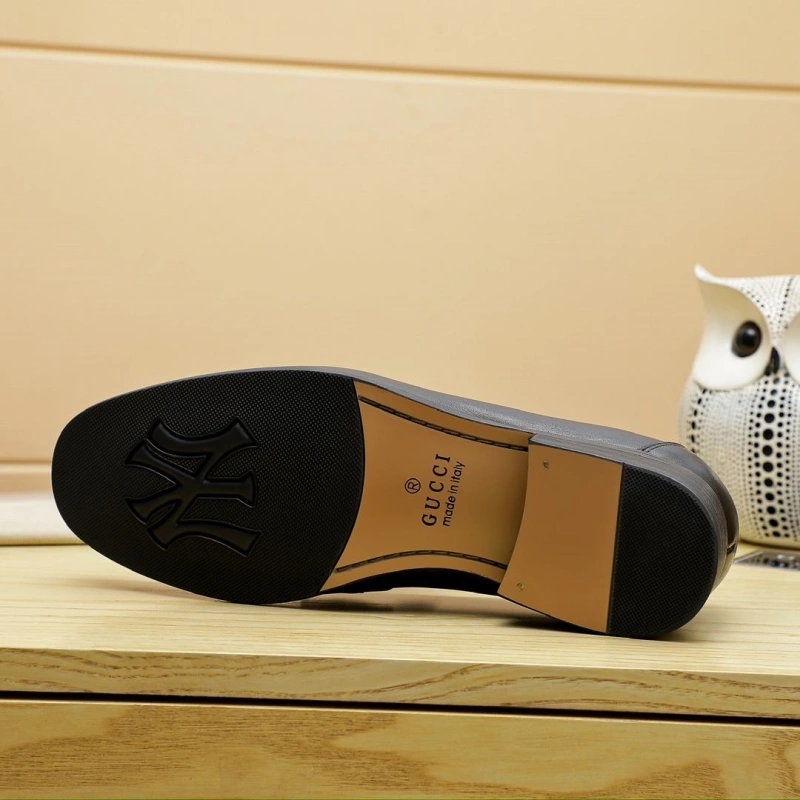 Gxccx Leather Shoes Compact 163110