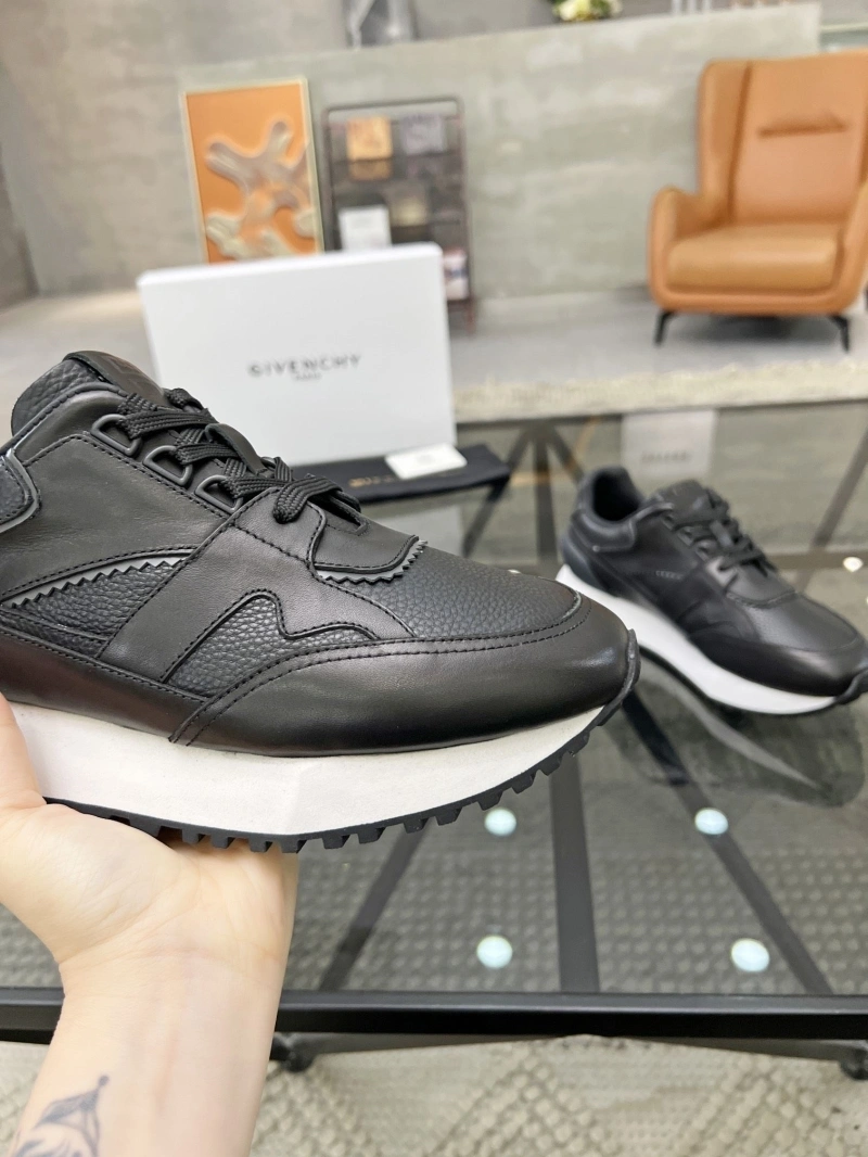 Gxvxnchy Sneakers Comfortable 154229