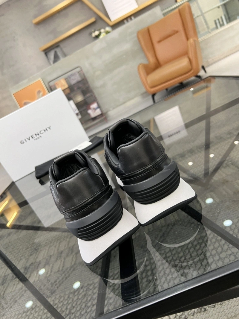 Gxvxnchy Sneakers Comfortable 154229