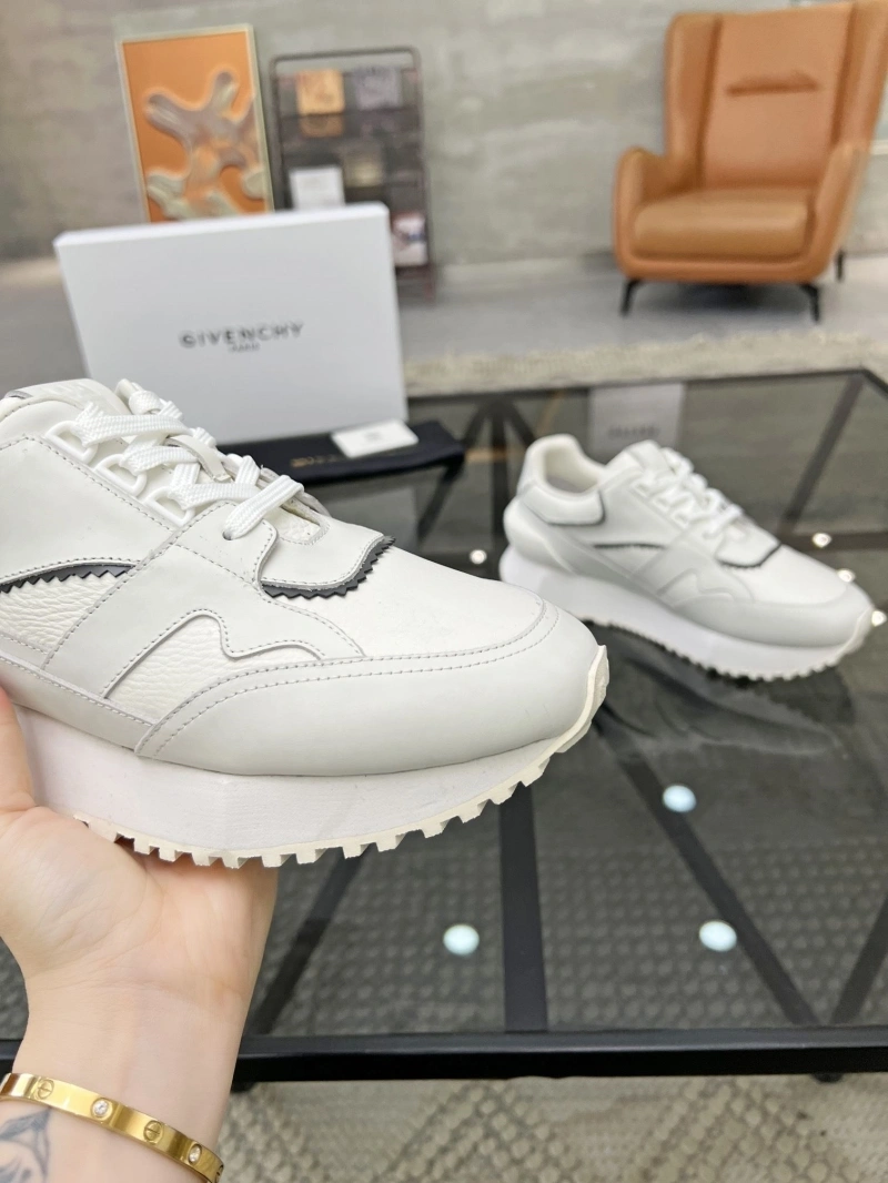 Gxvxnchy Sneakers BestValue 154218