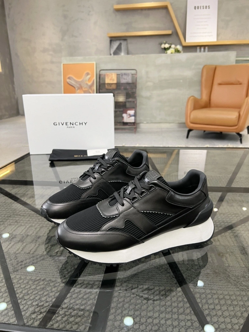 Gxvxnchy Sneakers Vibrant 154228