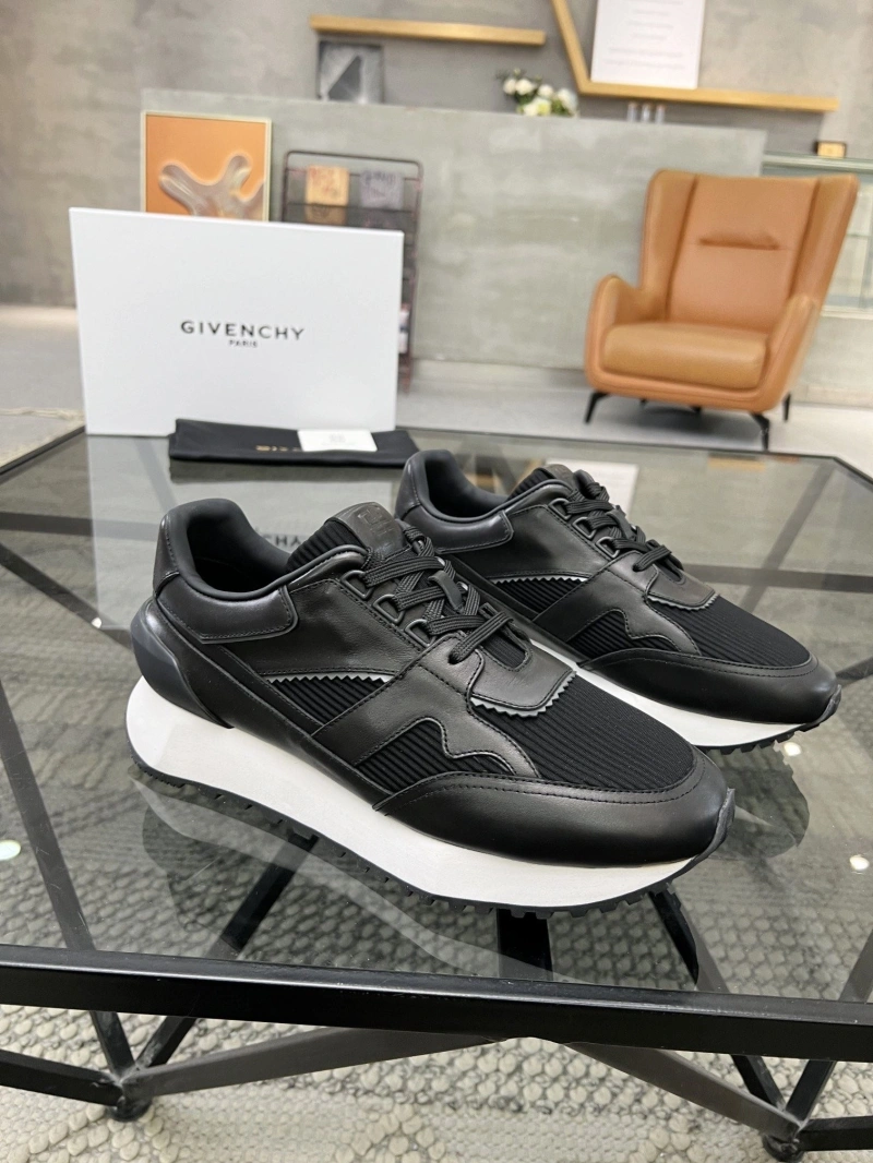 Gxvxnchy Sneakers Vibrant 154228