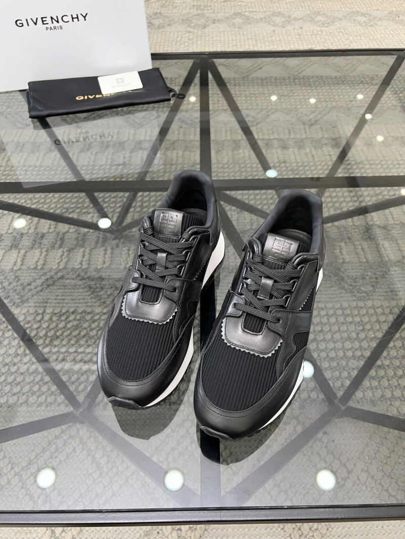 Gxvxnchy Sneakers Vibrant 154228