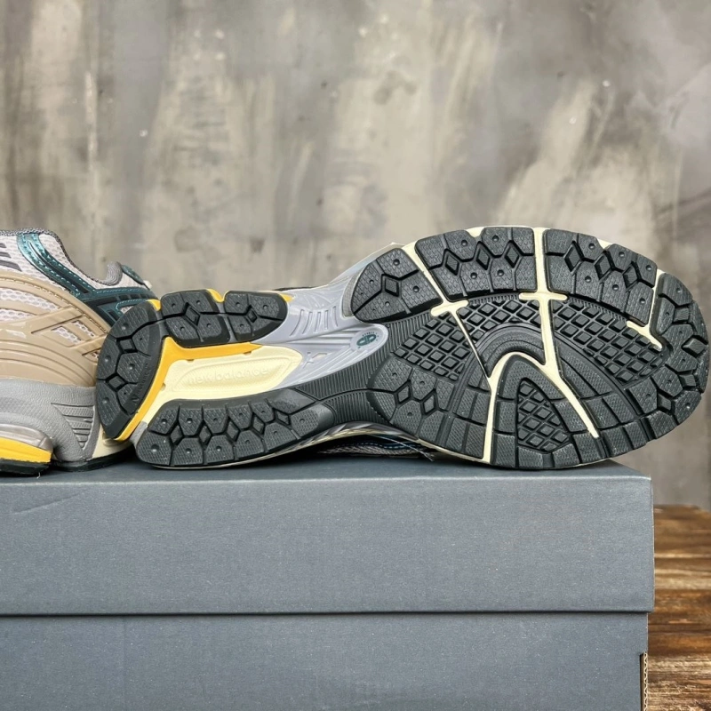 Trendy Othxr Sneakers 216196