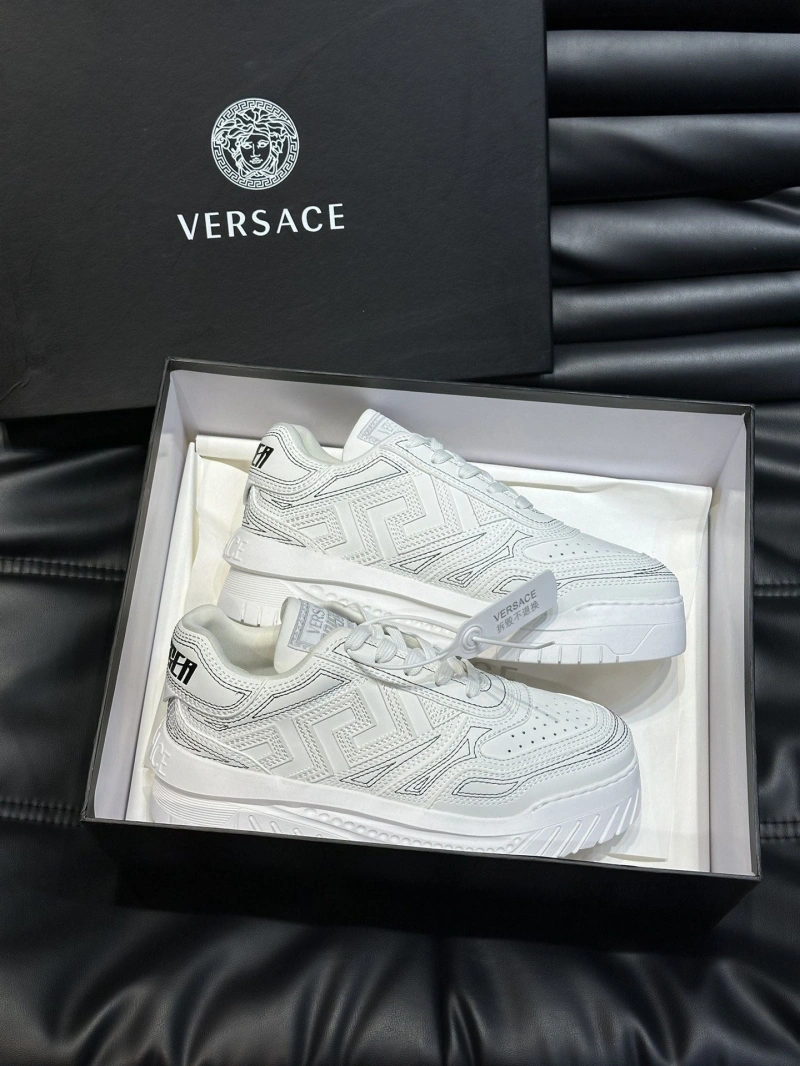 Sleek Gxvxnchy Sneakers 154236