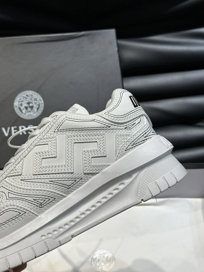 Sleek Gxvxnchy Sneakers 154236