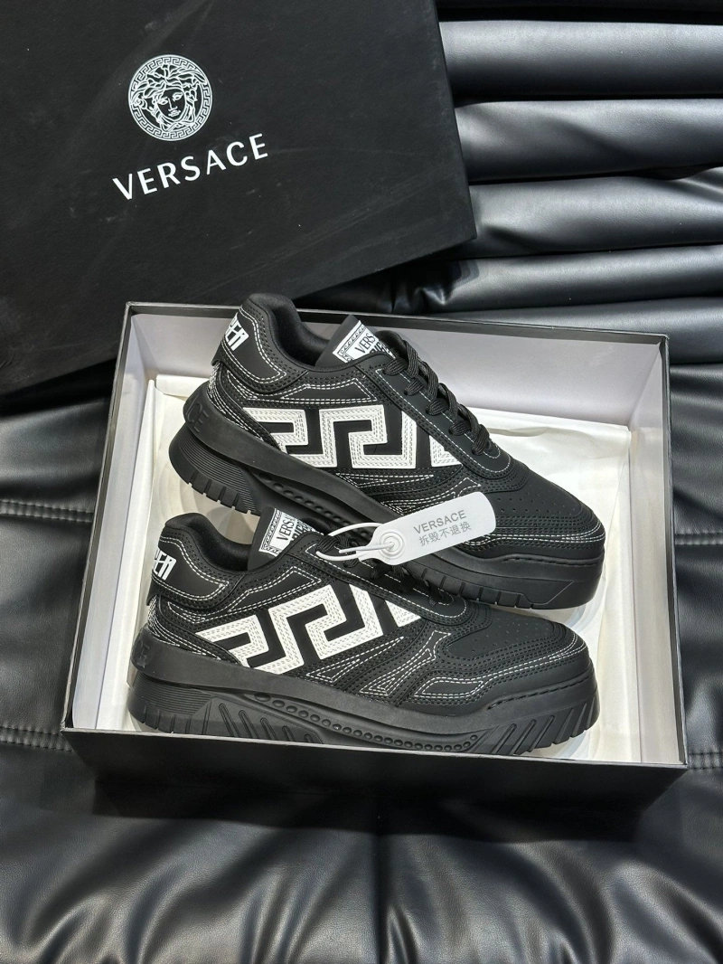 Versatile Gxvxnchy Sneakers 154217