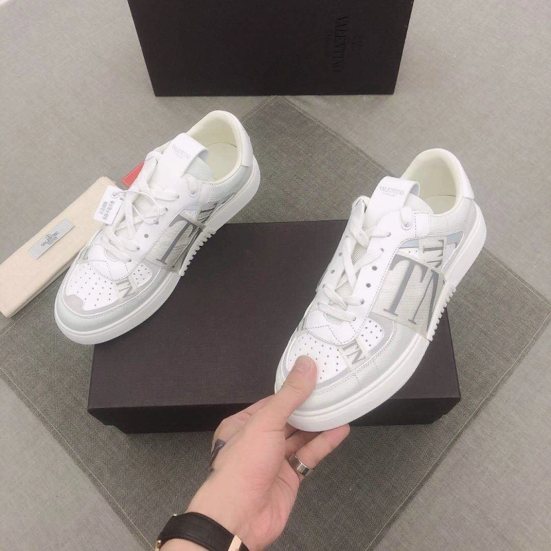 StreetReady Vxlxntino Sneakers 231558