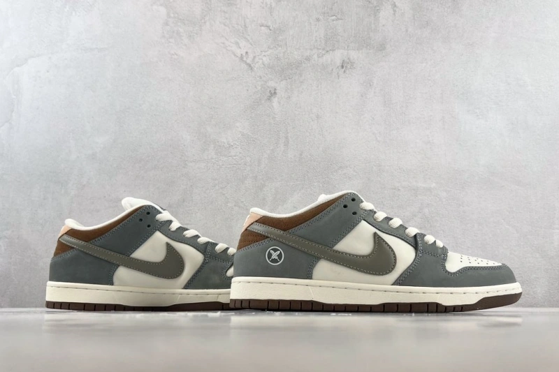 Trendsetting Nxkx Sneakers 199920