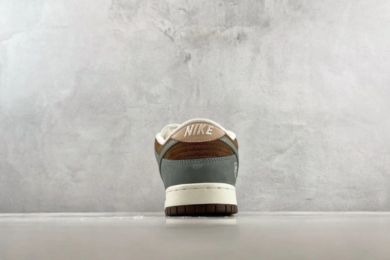 Trendsetting Nxkx Sneakers 199920