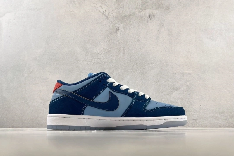 Refined Nxkx Sneakers 199902