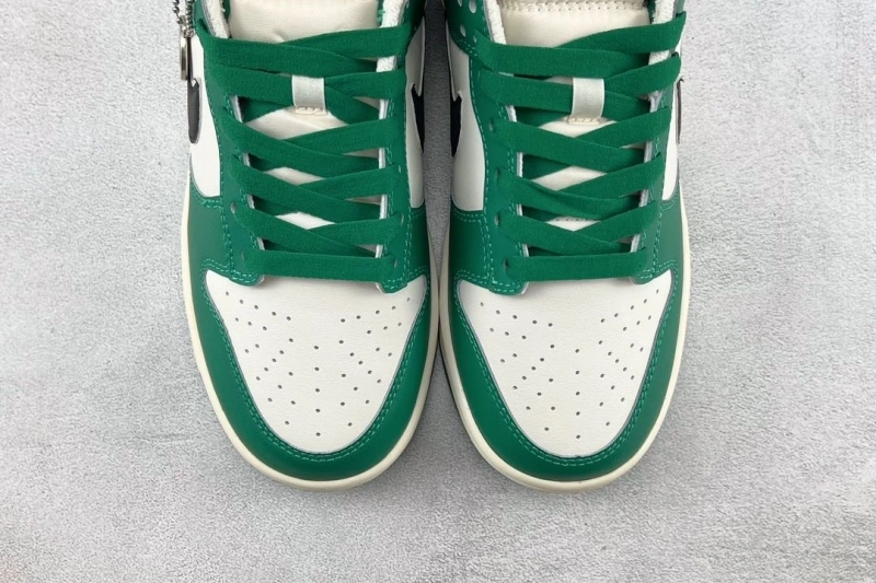 Modern Nxkx Sneakers 199879