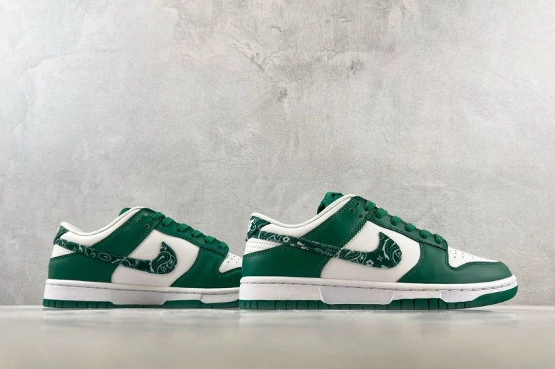 Sleek Nxkx Sneakers 199839