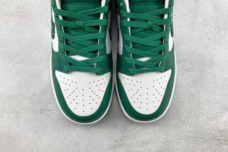 Sleek Nxkx Sneakers 199839