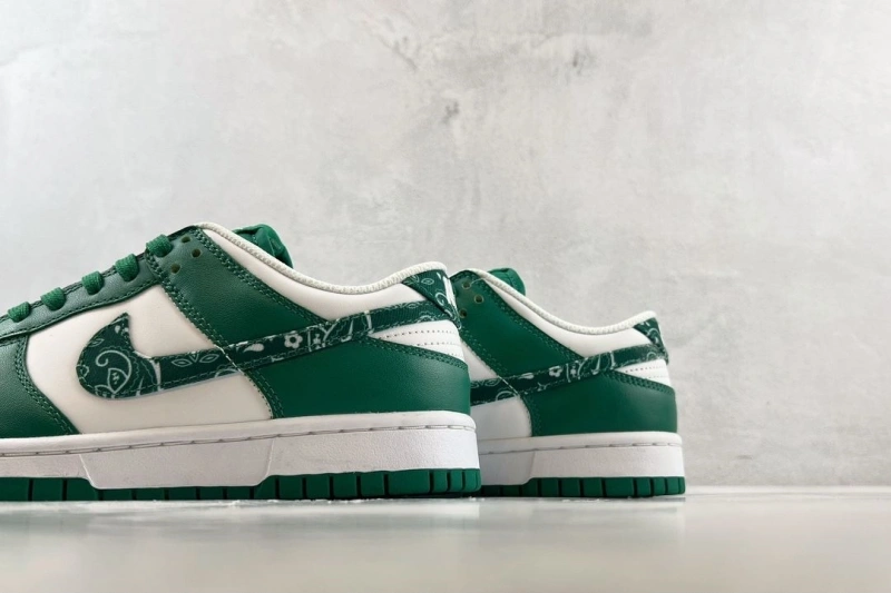 Sleek Nxkx Sneakers 199839