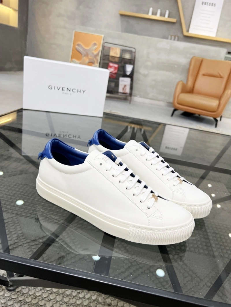 Gxvxnchy Sneakers DailyWear 154211