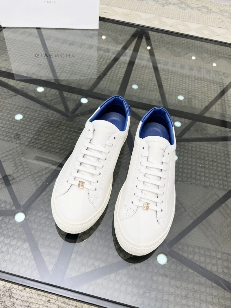 Gxvxnchy Sneakers DailyWear 154211