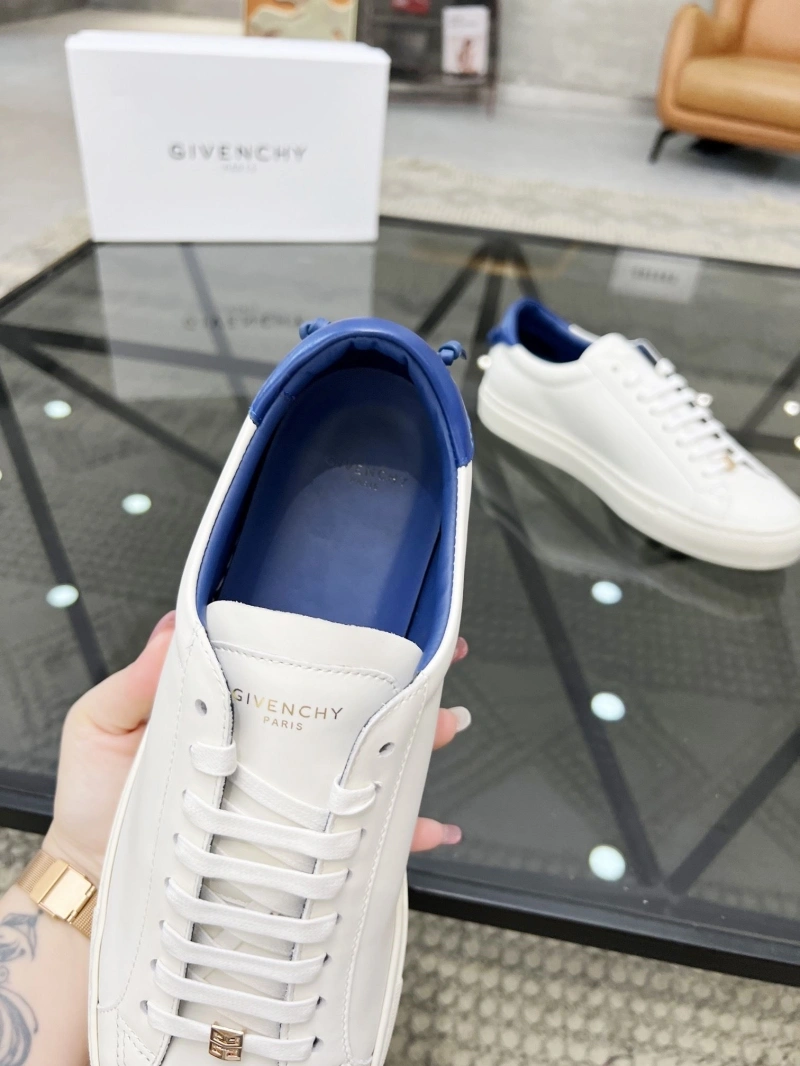 Gxvxnchy Sneakers DailyWear 154211