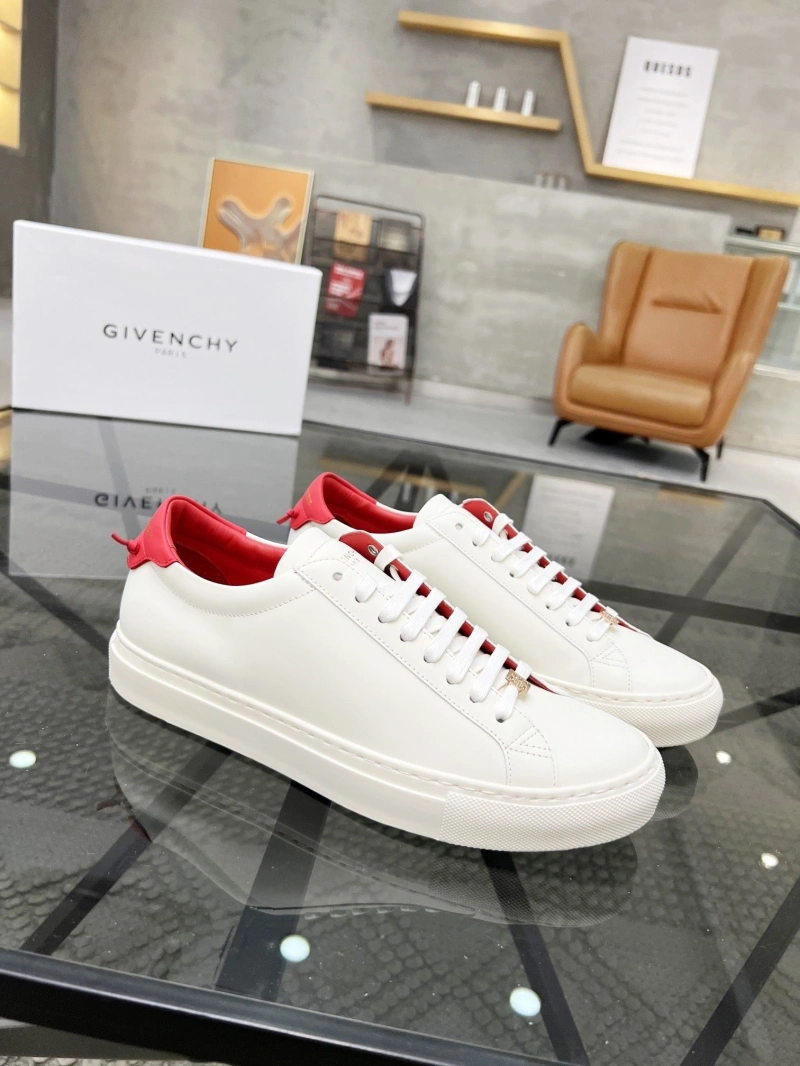 Stylish Gxvxnchy Sneakers 154215