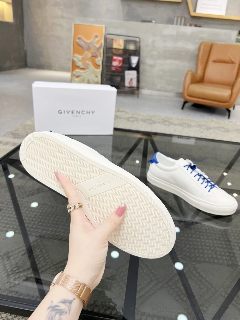 Gxvxnchy Sneakers StreetReady 154210