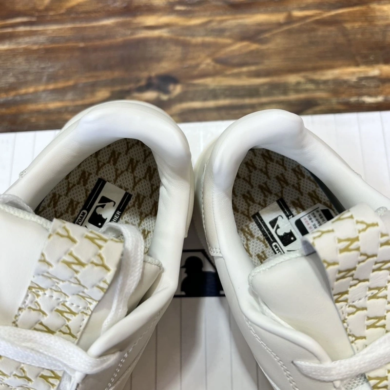 Bold Gxccx Sneakers 163994