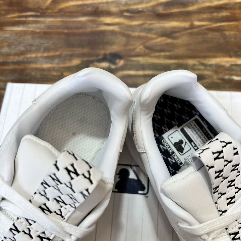 Gxccx Sneakers HighQuality 163971