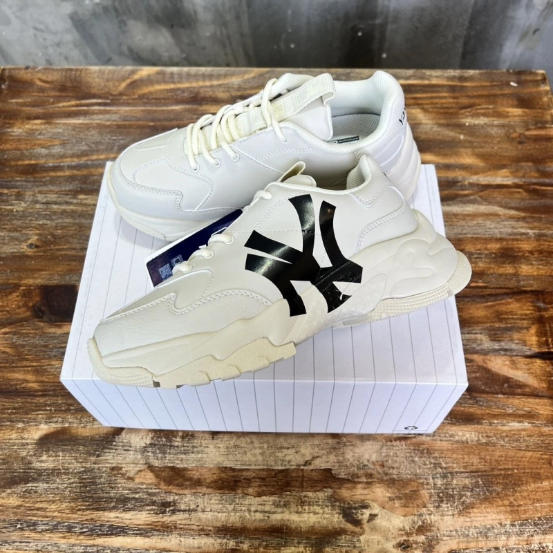 Gxccx Sneakers Modern 163976