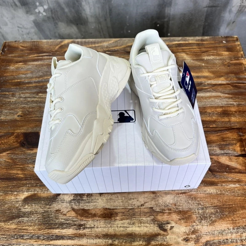 Gxccx Sneakers Modern 163976