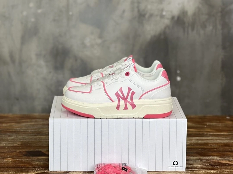 WellDesigned Gxccx Sneakers 163972