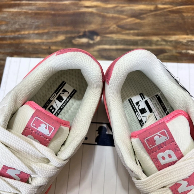 WellDesigned Gxccx Sneakers 163972