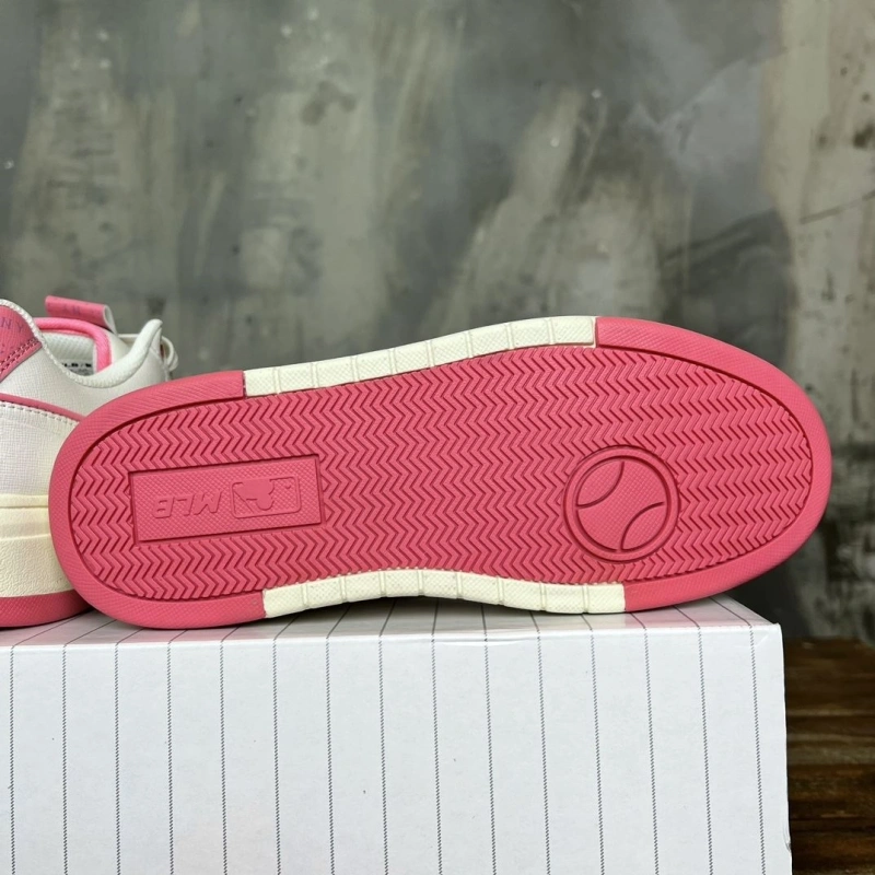 WellDesigned Gxccx Sneakers 163972