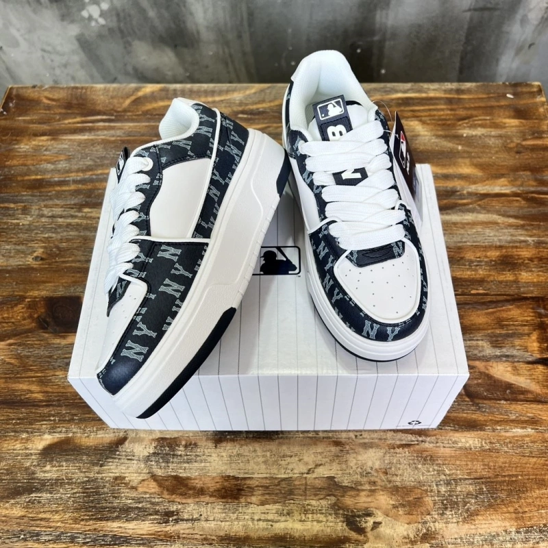 Gxccx Sneakers EyeCatching 163968
