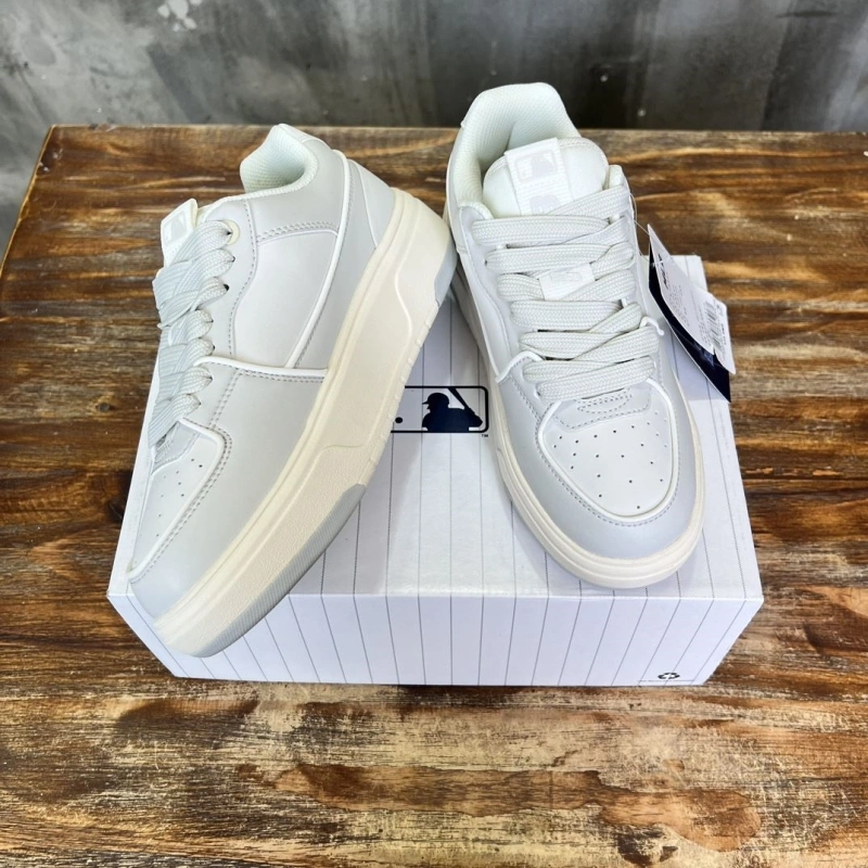 Bold Gxccx Sneakers 163964