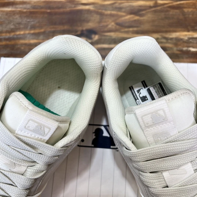Bold Gxccx Sneakers 163964