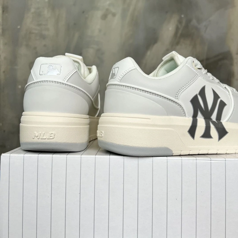 Bold Gxccx Sneakers 163964