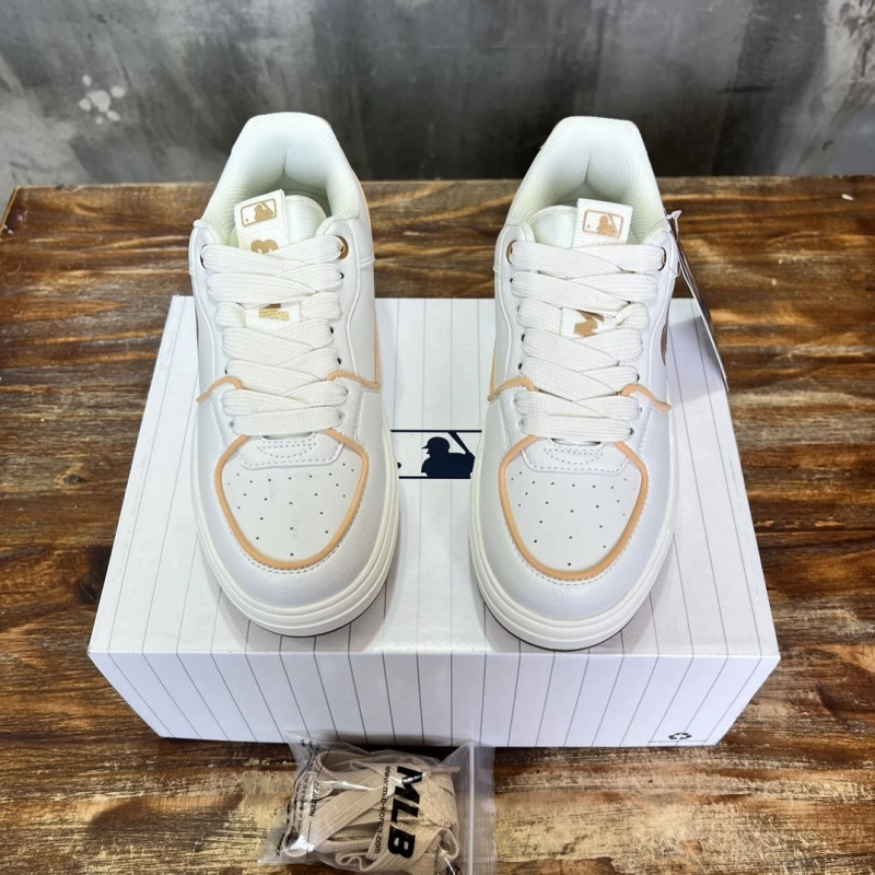 Unique Gxccx Sneakers 163948