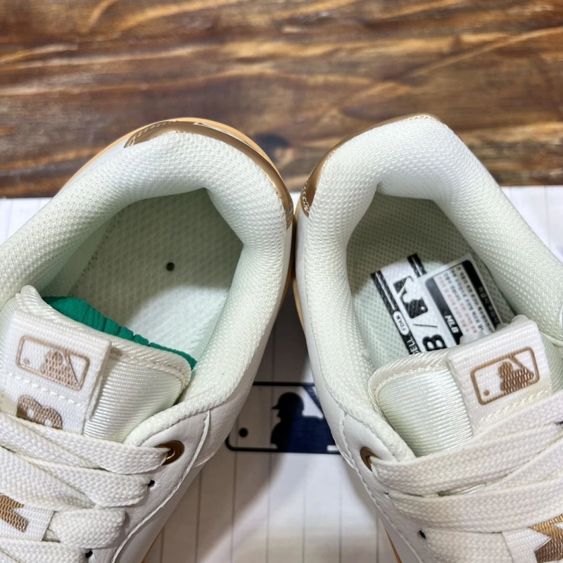 Unique Gxccx Sneakers 163948