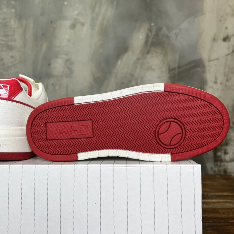 Fashionable Gxccx Sneakers 163950