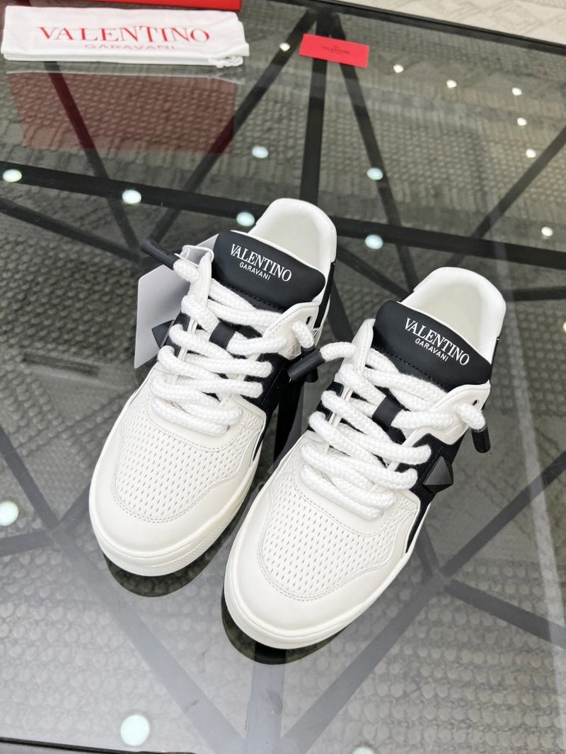 Classic Vxlxntino Sneakers 231545