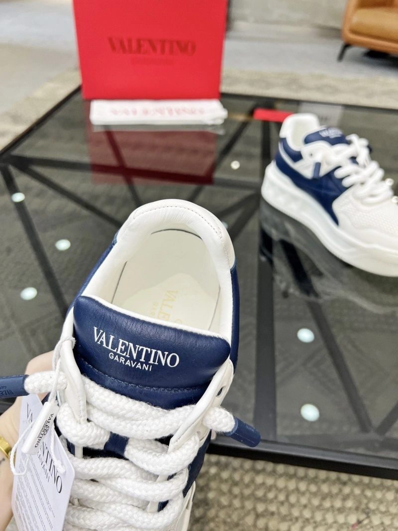 Sleek Vxlxntino Sneakers 231542