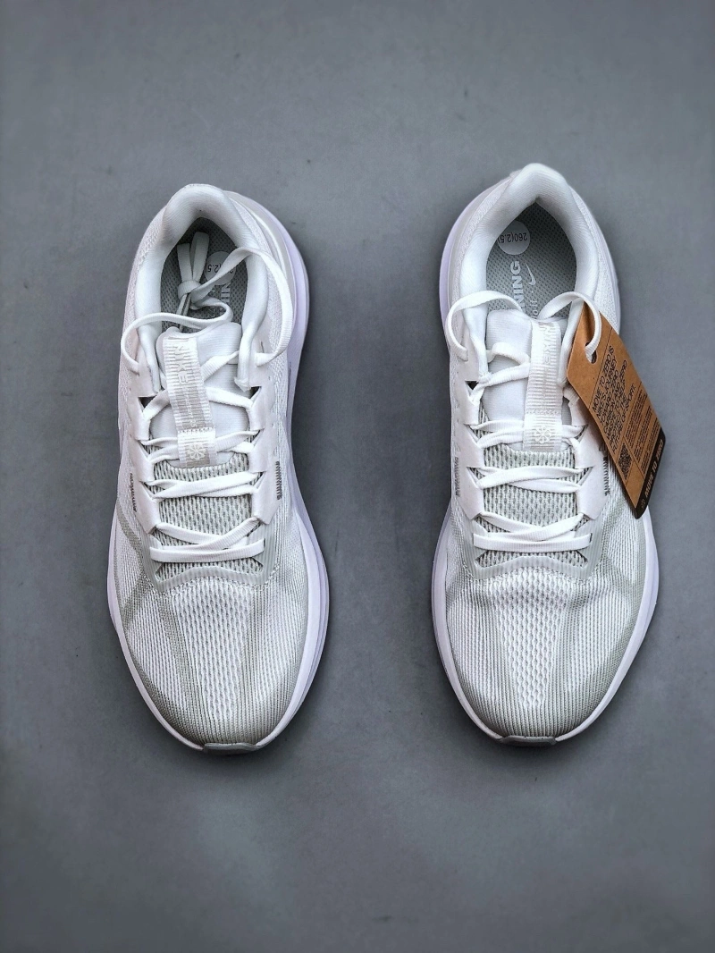 WellDesigned Nxkx Sneakers 199814