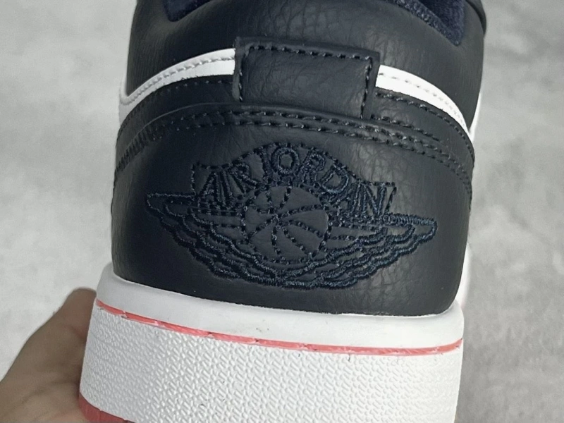 Cozy Nxkx Sneakers 199772