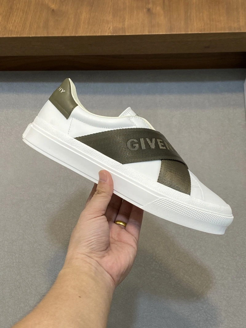 GoAnywhere Gxvxnchy Sneakers 154209